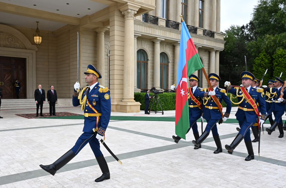 Tacikistan Prezidenti Emoməli Rəhmonun rəsmi qarşılanma mərasimi olub (FOTO)
