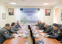 Azərbaycan və Serbiya Müdafiə nazirliklərinin nümayəndə heyəti arasında işçi görüşü keçirilib