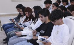 AzMİU Təbliğat-təşviqat qrupu Sumqayıt məktəbliləri ilə görüşüb (FOTO)