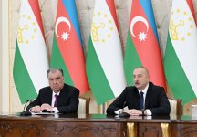 Azərbaycan və Tacikistan Prezidentləri mətbuata bəyanatlarla çıxış ediblər (FOTO/VİDEO) (YENİLƏNİB)