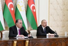 Azərbaycan və Tacikistan Prezidentləri mətbuata bəyanatlarla çıxış ediblər (FOTO/VİDEO) (YENİLƏNİB)