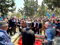 Sumqayıtda Birinci Qarabağ müharibəsinin şəhidi Cavid Ələkbərovla vida mərasimi keçirilib, dəfn olundu (FOTO/VİDEO)