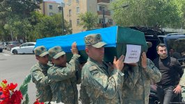 Sumqayıtda Birinci Qarabağ Müharibəsinin şəhidi Elməddin Abbasovla vida mərasimi keçirilib, dəfn olundu (FOTO/VİDEO) (YENİLƏNİB)
