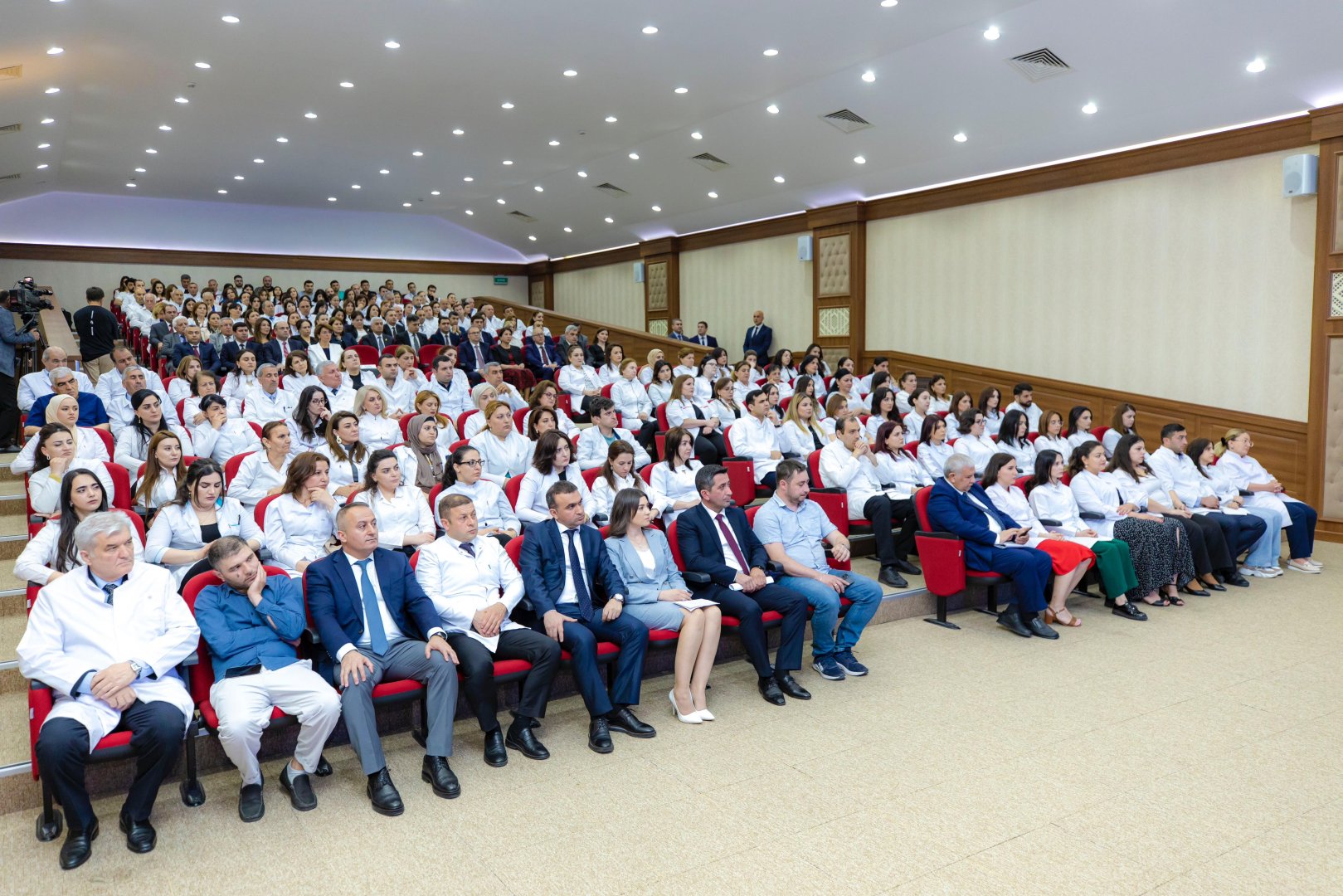 Səhiyyə naziri Naxçıvan Muxtar Respublikasında səfərdə olub (FOTO)