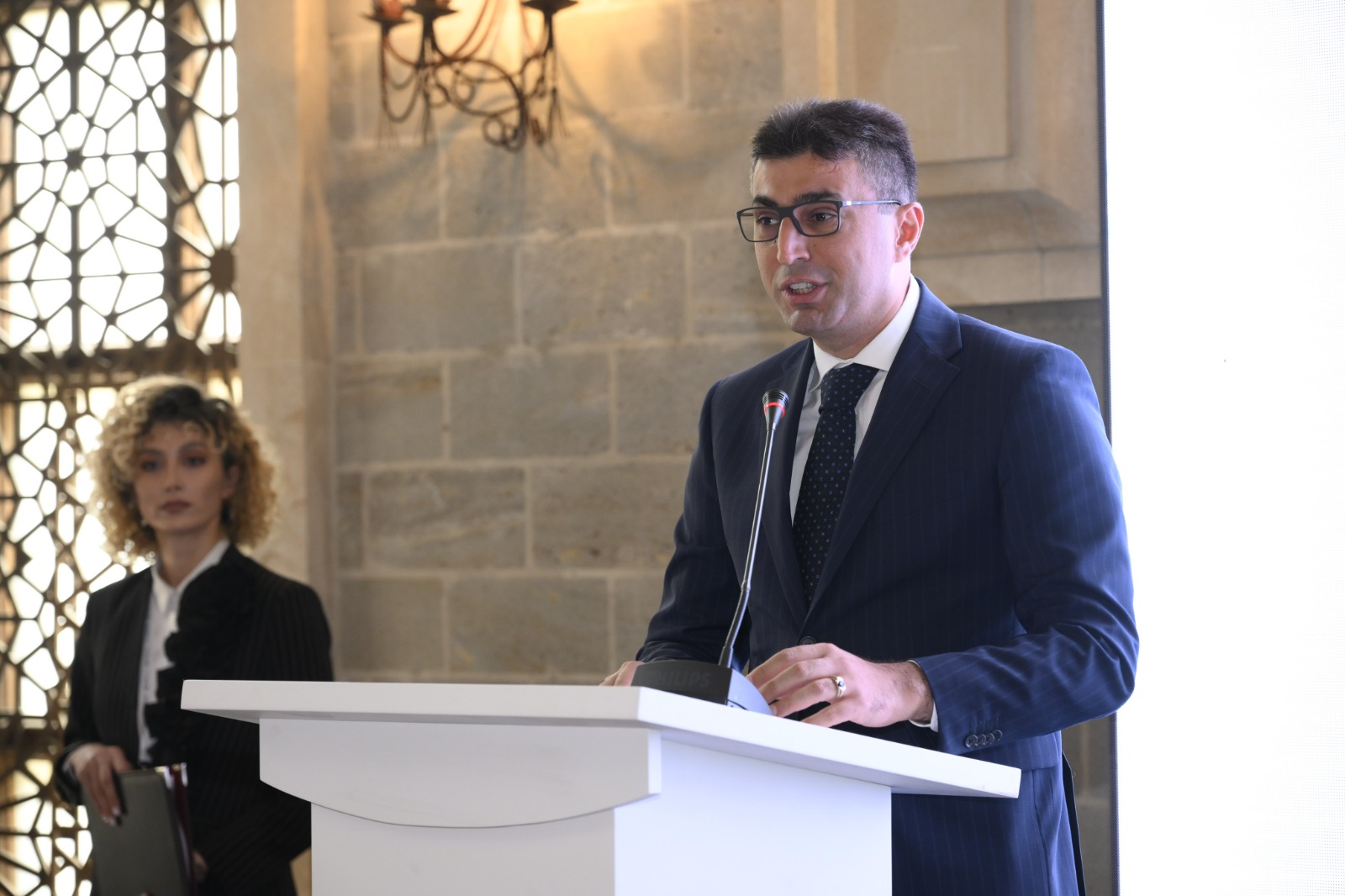 Atəşgah məbədində “Arxeoloji turizm və dayanıqlı idarəetmə” mövzusunda beynəlxalq konfransa start verilib (FOTO)