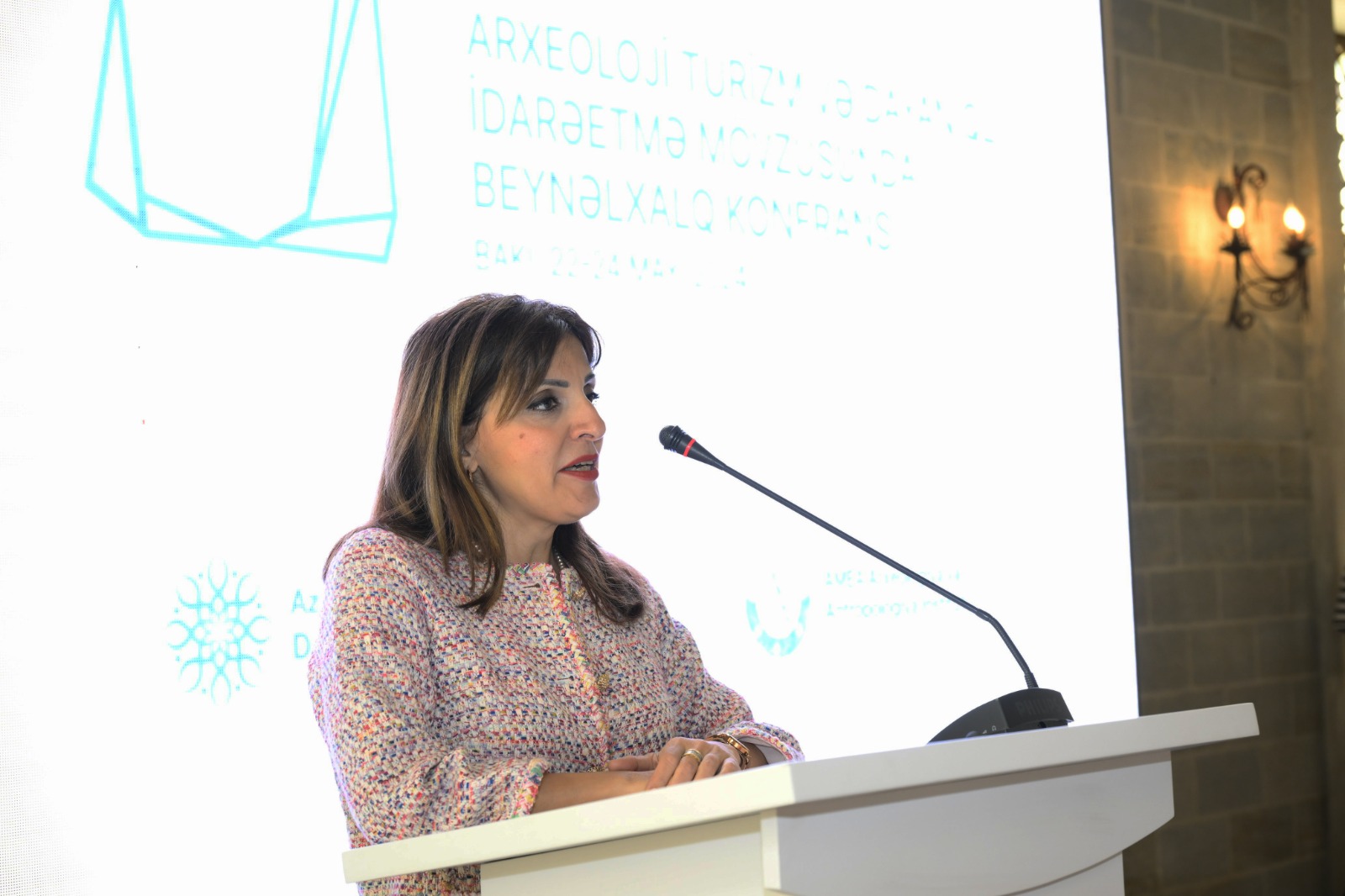 Atəşgah məbədində “Arxeoloji turizm və dayanıqlı idarəetmə” mövzusunda beynəlxalq konfransa start verilib (FOTO)