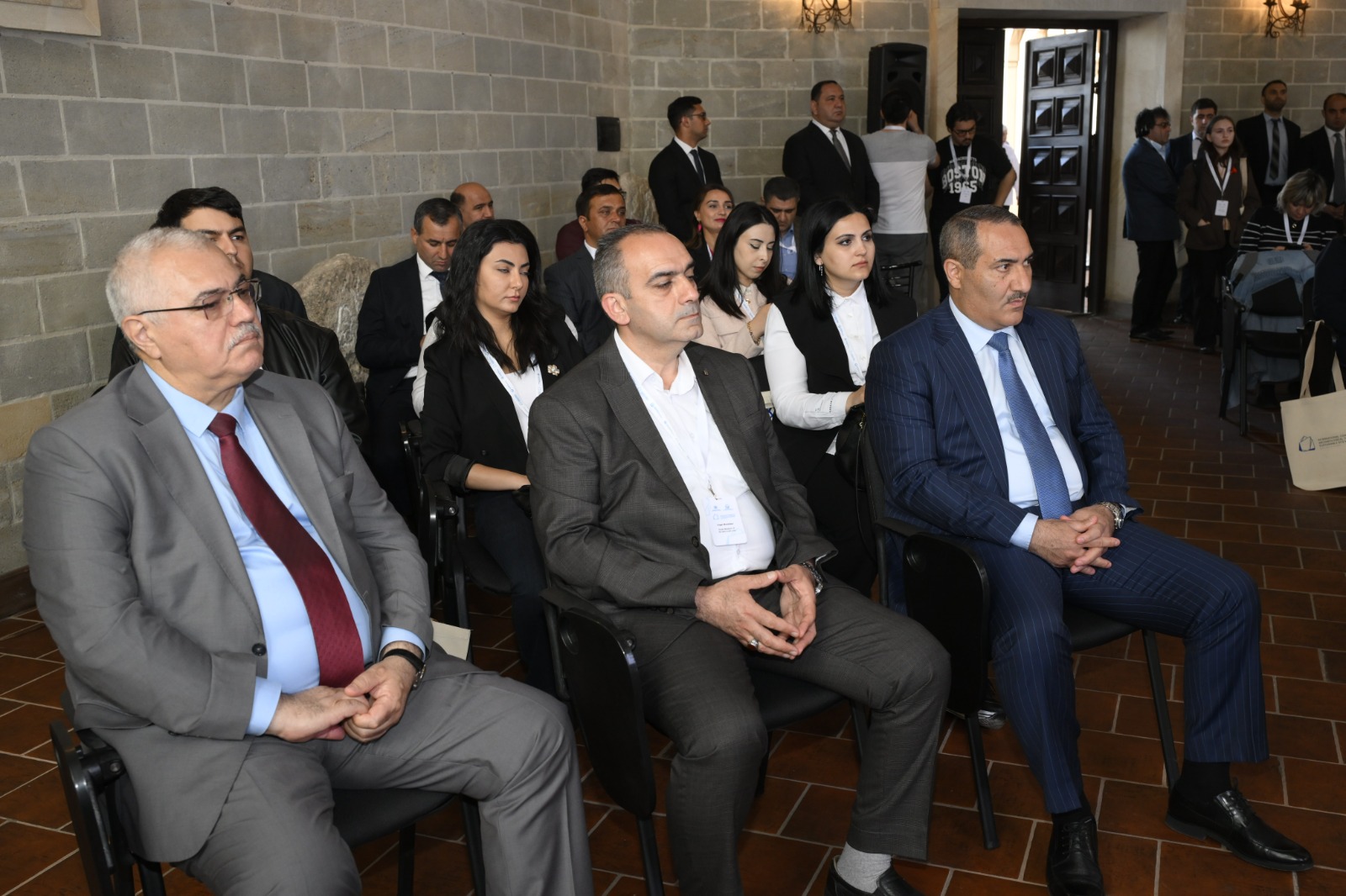 Atəşgah məbədində “Arxeoloji turizm və dayanıqlı idarəetmə” mövzusunda beynəlxalq konfransa start verilib (FOTO)
