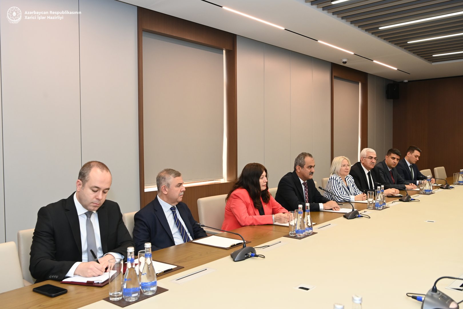 Ceyhun Bayramov TBMM-nin komissiya sədrini qəbul etdi (FOTO)