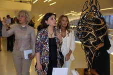 Heydər Əliyev Mərkəzində “Görünməyənin cizgiləri” sərgisi açılıb (FOTO/VİDEO)