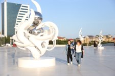 Heydər Əliyev Mərkəzində “Görünməyənin cizgiləri” sərgisi açılıb (FOTO/VİDEO)