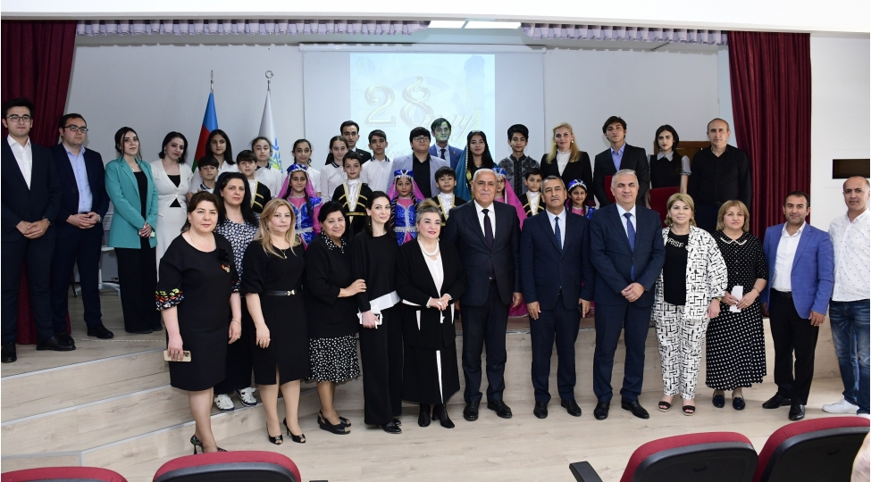 28 May Müstəqillik  Gününə həsr edilmiş “Müstəqilliyimiz əbədidir” adlı tədbir keçirilib (FOTO)