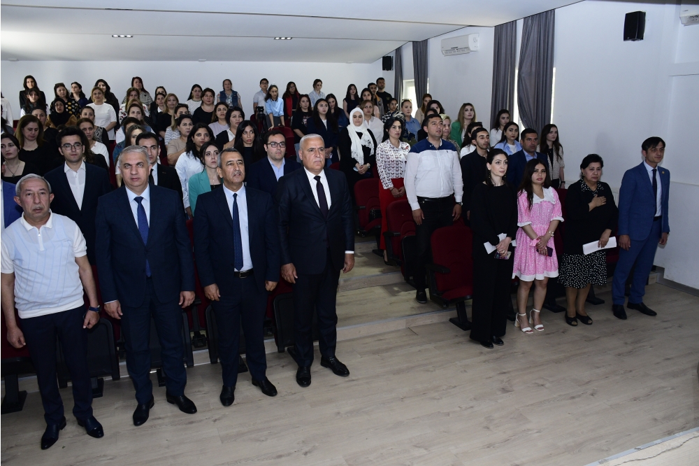 28 May Müstəqillik  Gününə həsr edilmiş “Müstəqilliyimiz əbədidir” adlı tədbir keçirilib (FOTO)