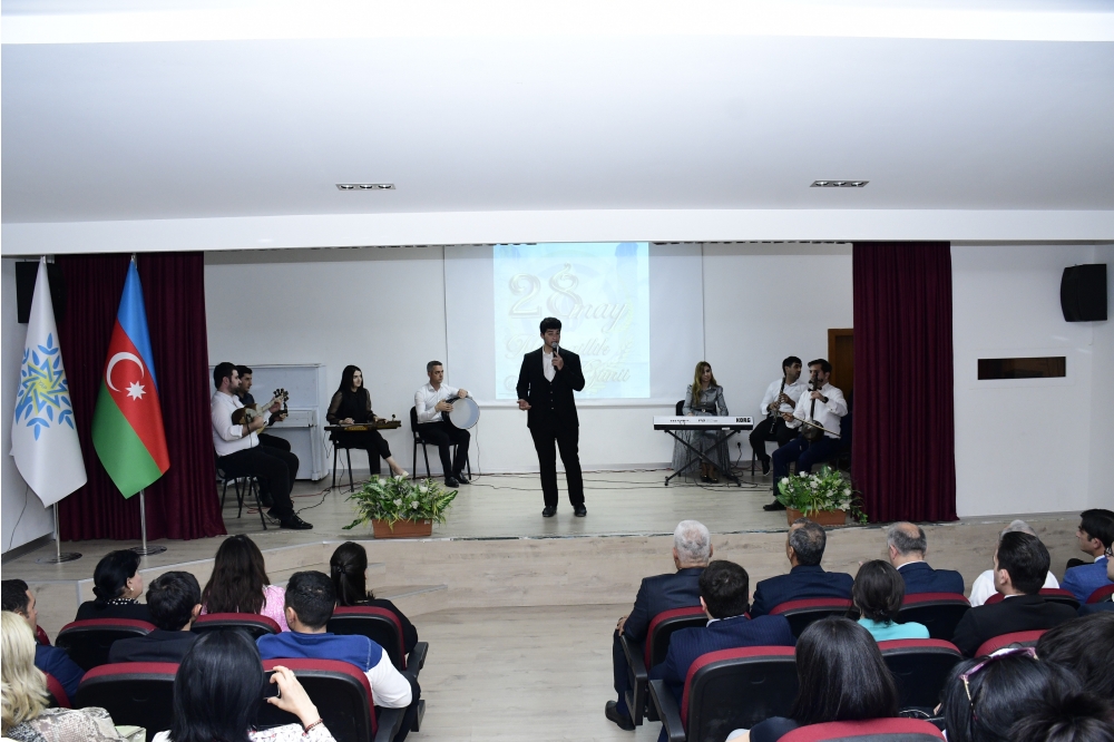 28 May Müstəqillik  Gününə həsr edilmiş “Müstəqilliyimiz əbədidir” adlı tədbir keçirilib (FOTO)