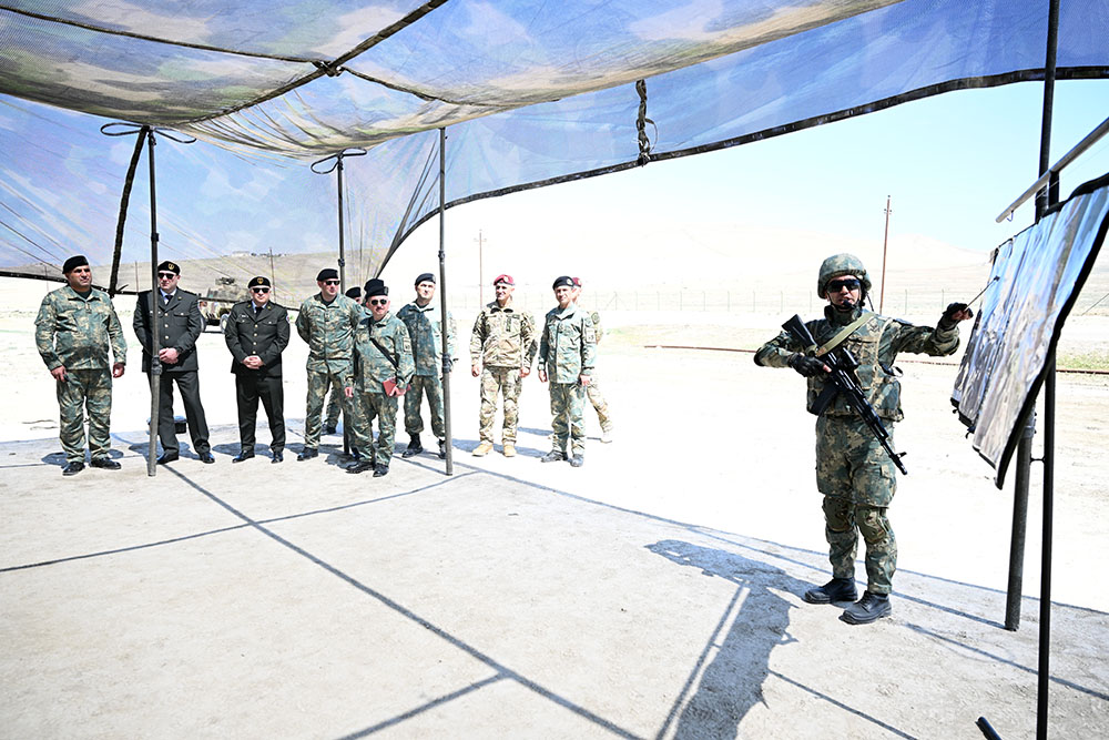 Hərbi Polis İdarəsinin şəxsi heyəti ilə döyüş hazırlığı məşqləri keçirilib (FOTO)