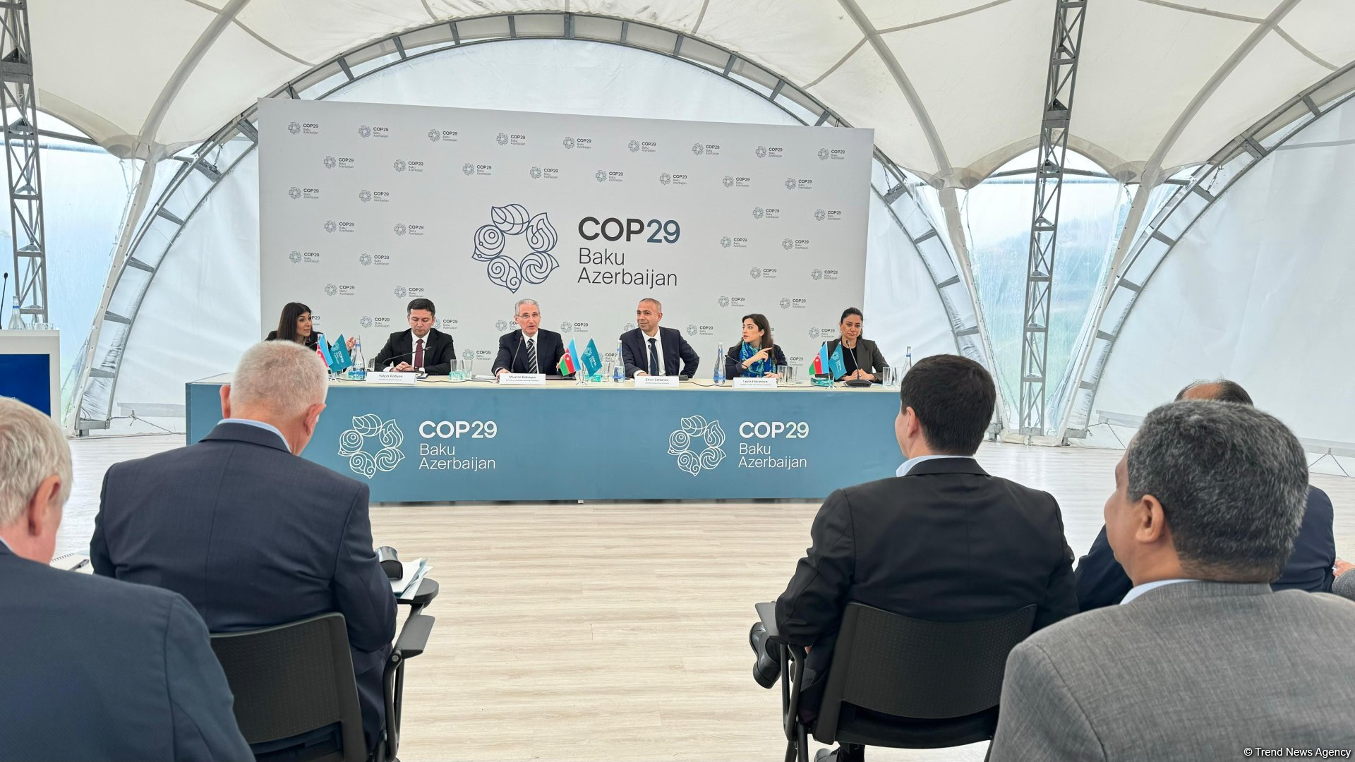 Akkreditə olunmuş diplomatik korpus üzvlərinin Laçına səfəri başa çatıb (FOTO) (YENİLƏNİB)