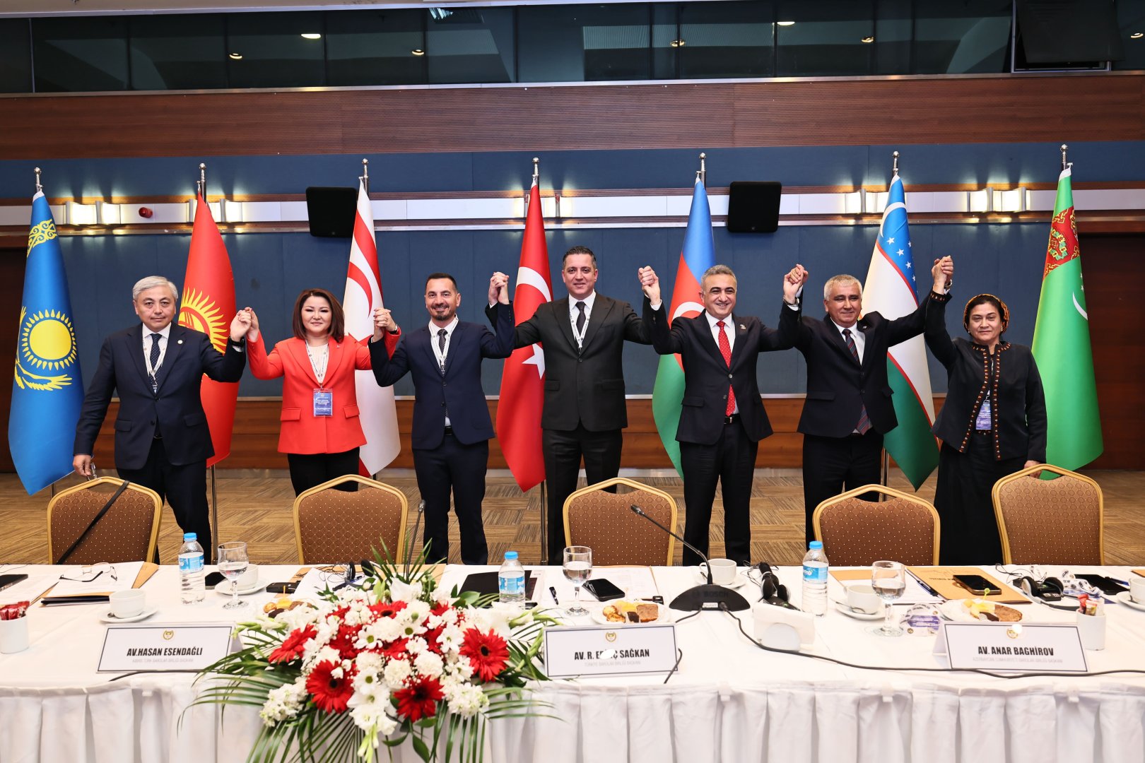 Ankarada türk dövlətlərinin Vəkillər kollegiyaları birliyinin yaradılması ilə bağlı niyyət bəyannaməsi imzalanıb (FOTO)