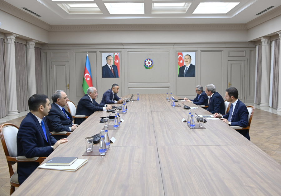 Əli Əsədov İtaliyanın baş prokuroru ilə görüşüb