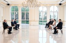 Prezident İlham Əliyev Ukraynanın ölkəmizdə yeni təyin olunmuş səfirinin etimadnaməsini qəbul edib (FOTO) (YENİLƏNİB)