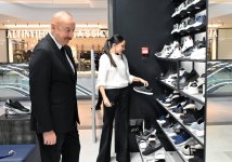 Prezident İlham Əliyev və Birinci xanım Mehriban Əliyeva Bakıda “Crescent Bay” layihəsinin təqdimatı və “Crescent Mall” ticarət mərkəzinin açılışında iştirak ediblər (YENİLƏNİB) (FOTO/VİDEO)