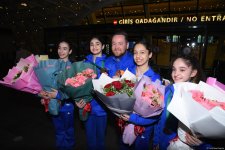 Avropa çempionatında uğurlu çıxış edən Azərbaycan gimnastları Vətənə dönüblər (FOTO)