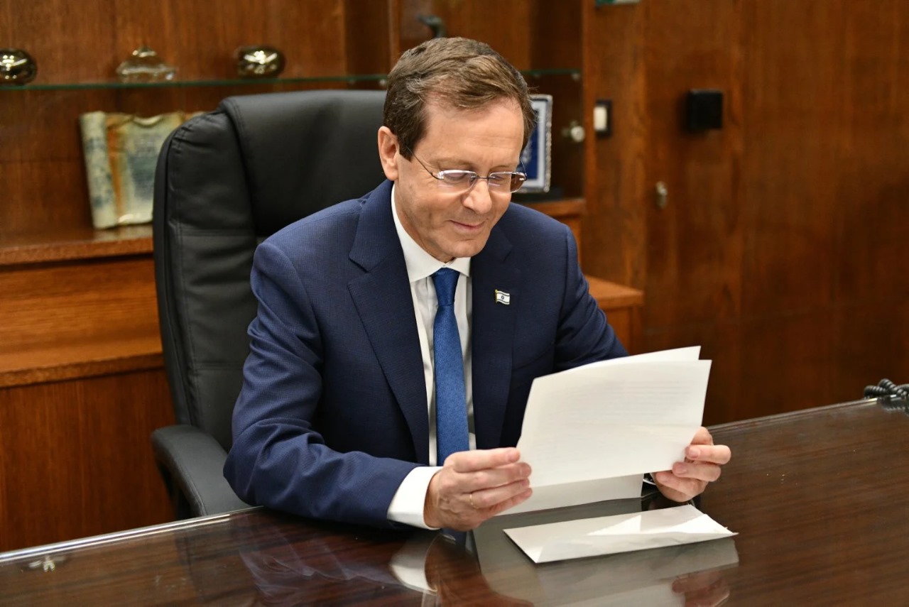İsxak Hersoq Prezident İlham Əliyevi təbrik edib
