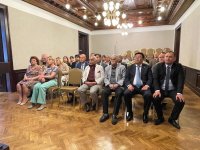Budapeştdə Azərbaycanın Xalq artisti Arif Hüseynovun sərgisi açılıb (FOTO)