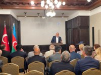 Budapeştdə Azərbaycanın Xalq artisti Arif Hüseynovun sərgisi açılıb (FOTO)