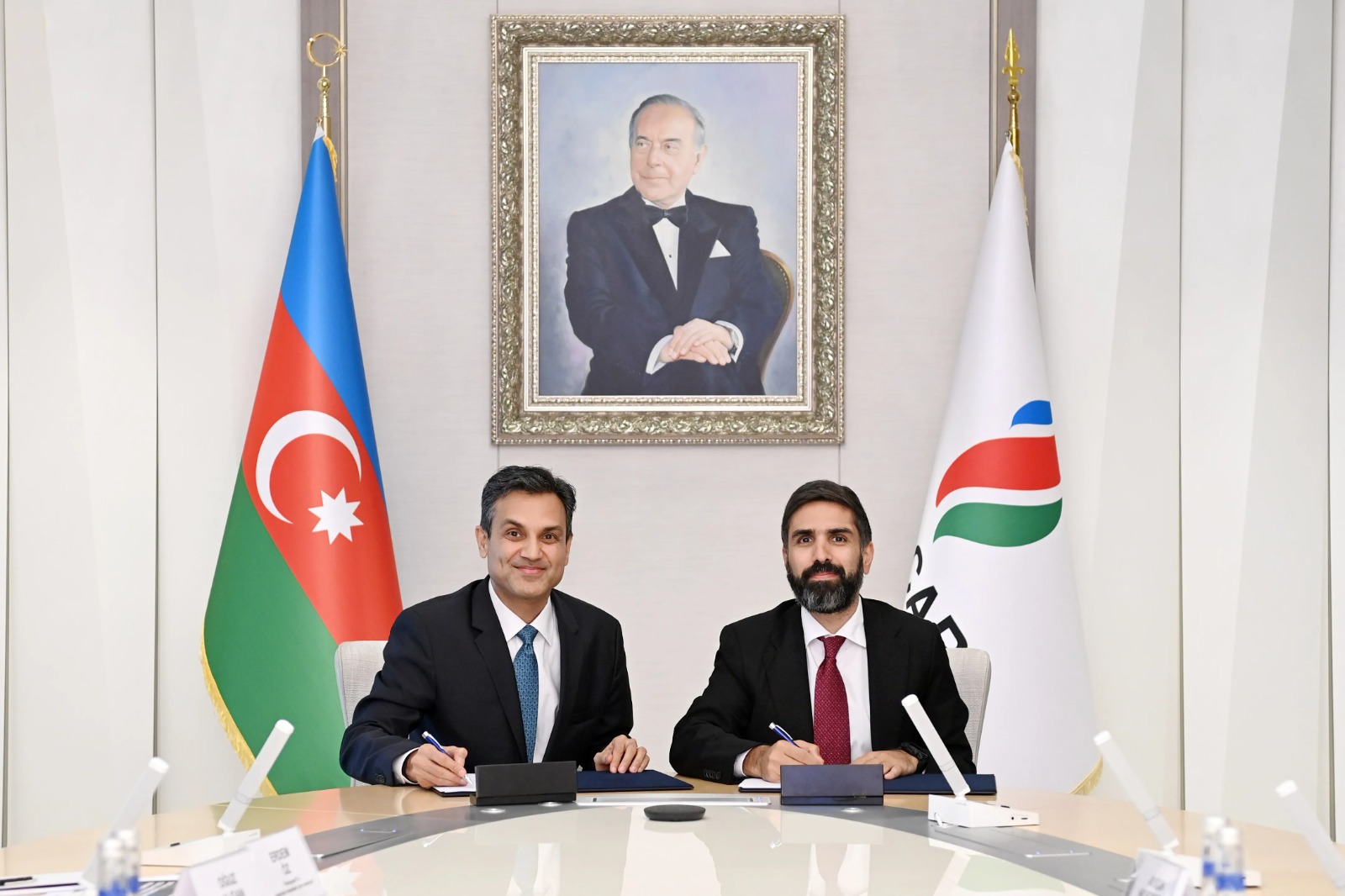 Azərbaycan ABŞ şirkəti ilə Əməkdaşlıq Sazişi imzaladı (FOTO)