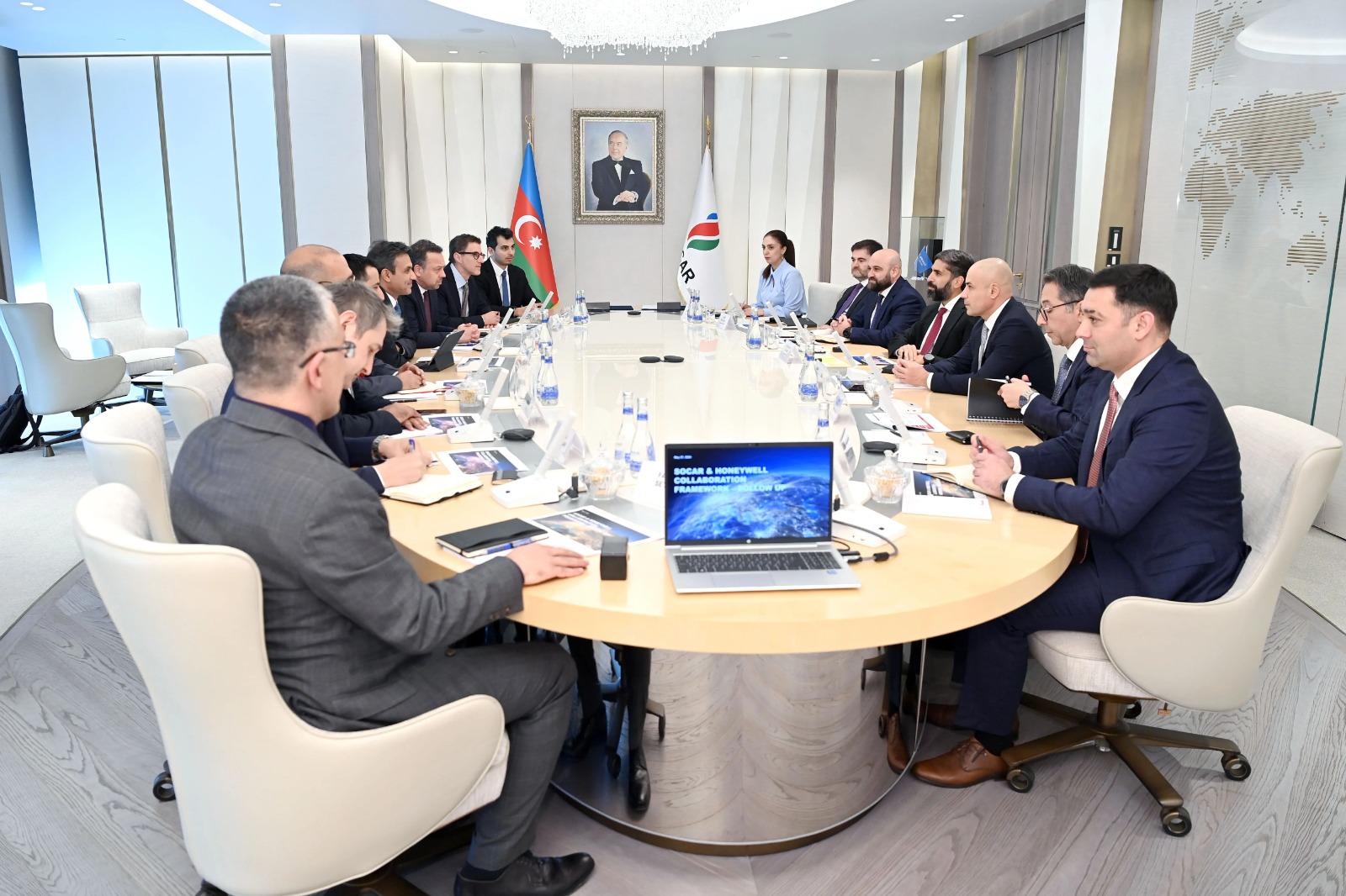 Azərbaycan ABŞ şirkəti ilə Əməkdaşlıq Sazişi imzaladı (FOTO)