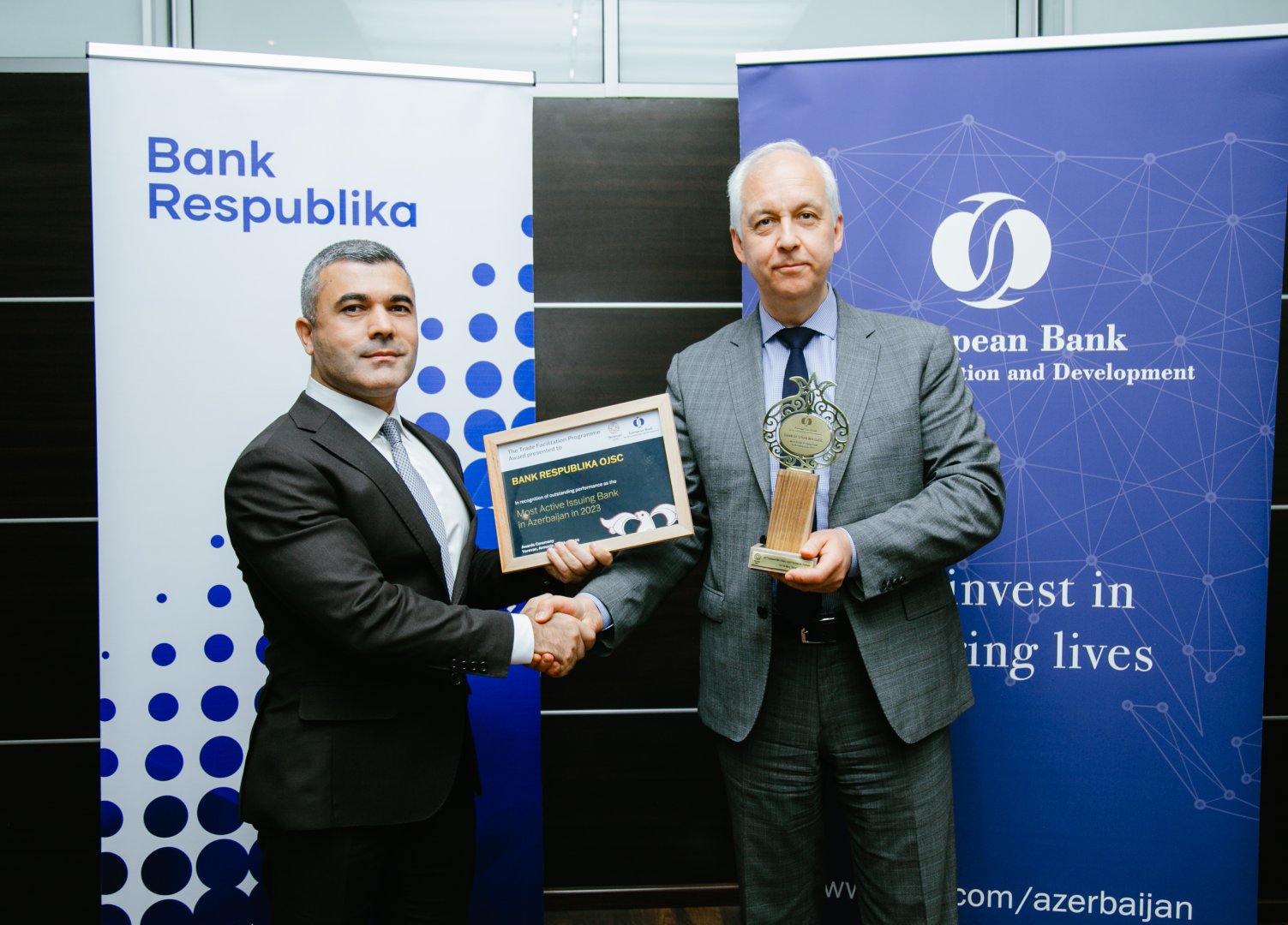Bank Respublika sevindirdi - İrəvanda tarixi uğur! (VİDEO)