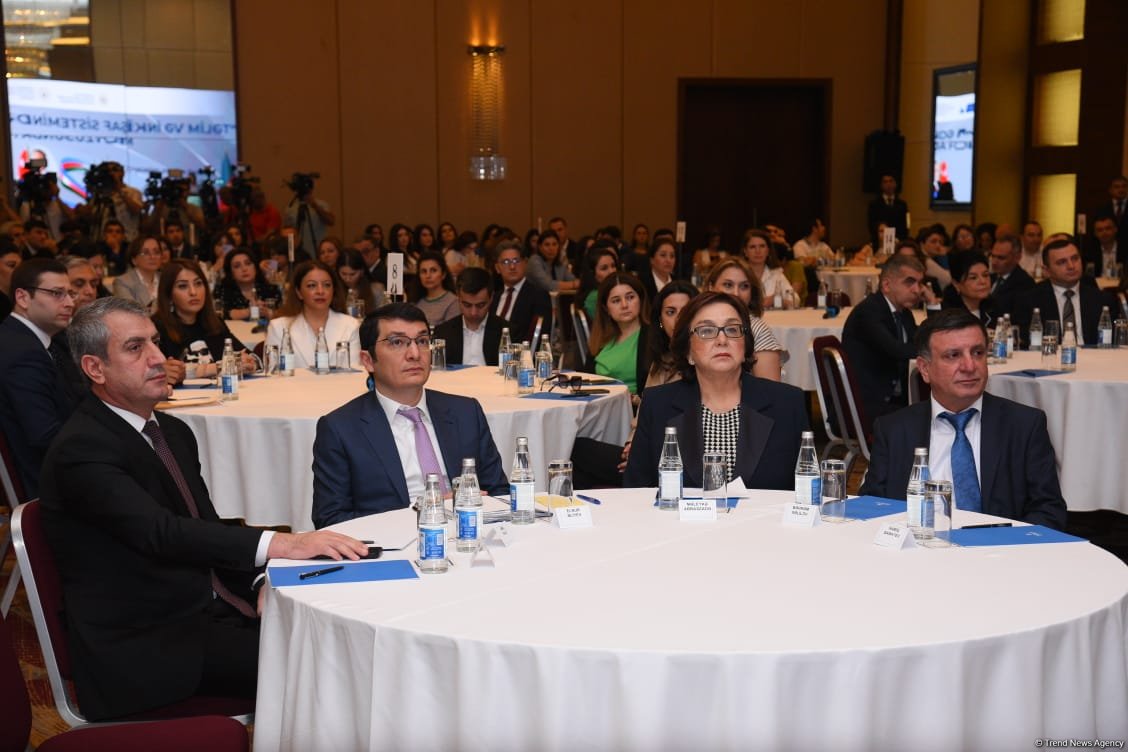 “Təlim və inkişaf sistemində müasir çağırışlar” mövzusunda forum keçirilib (FOTO)