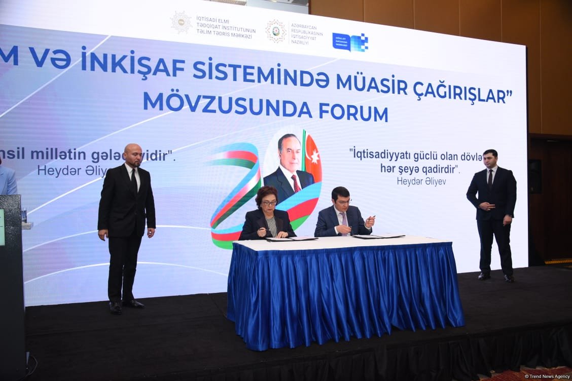 “Təlim və inkişaf sistemində müasir çağırışlar” mövzusunda forum keçirilib (FOTO)