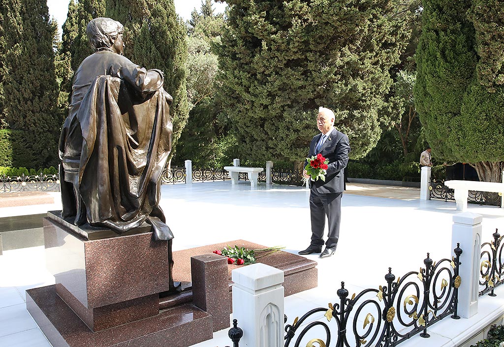ATİAHİ RK-nın XVIII hesabat-seçki konfransı keçirilib (FOTO)
