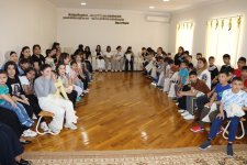 Xətai rayonunda 3 saylı uşaq evində Uşaqların Beynəlxalq Müdafiəsi Günü qeyd edilib