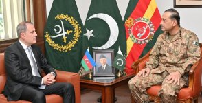 Ceyhun Bayramov Pakistanın Quru Qoşunları komandanı ilə görüşüb (FOTO)