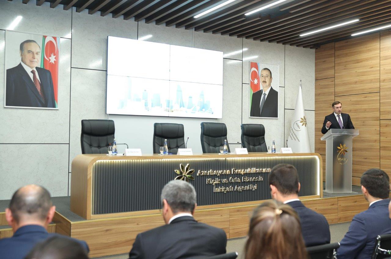 Dövlət və özəl sektorun iştirakı ilə “yaşıl iqtisadiyyat”a keçiddə ESG prinsiplərinin əhəmiyyətinə dair konfrans keçirilib (FOTO)