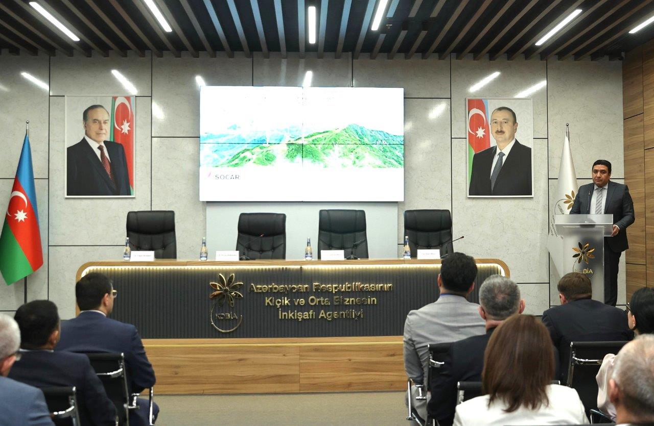 Dövlət və özəl sektorun iştirakı ilə “yaşıl iqtisadiyyat”a keçiddə ESG prinsiplərinin əhəmiyyətinə dair konfrans keçirilib (FOTO)