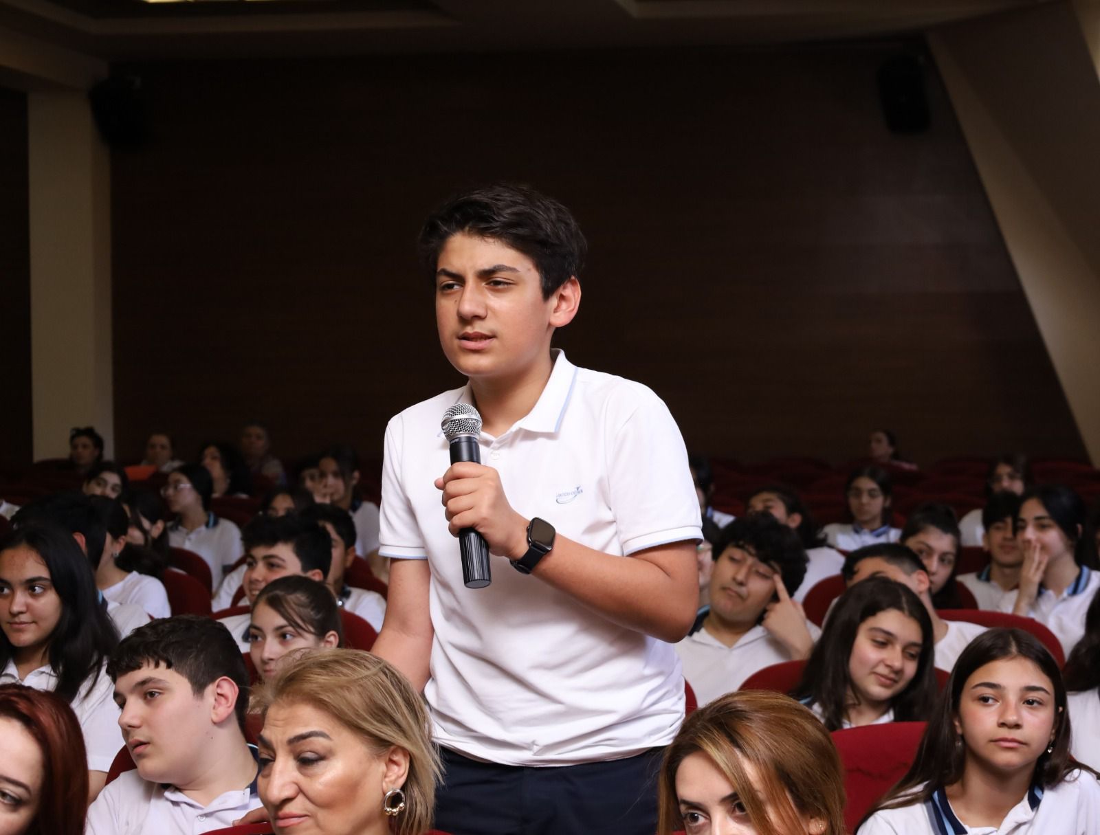 “Ana dilimiz və təhsil” layihəsi çərçivəsində 132-134 nömrəli Təhsil Kompleksində tədbir keçirilib (FOTO)