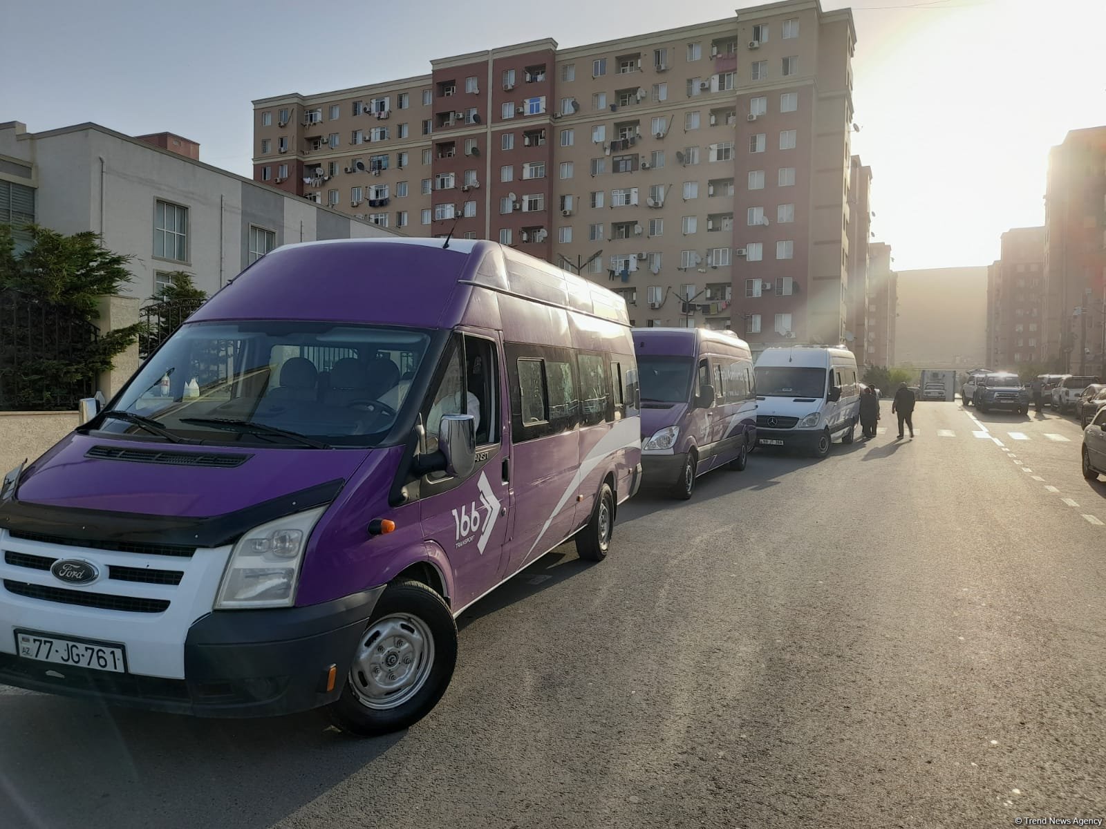 Laçın şəhərinə növbəti köç karvanı yola salınıb (FOTO)