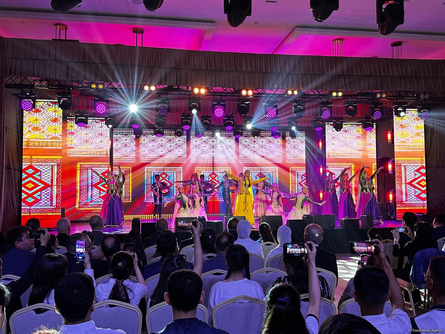 Şuşada beynəlxalq uşaq yaradıcılıq festivalı keçirilib (FOTO) (YENİLƏNİB)