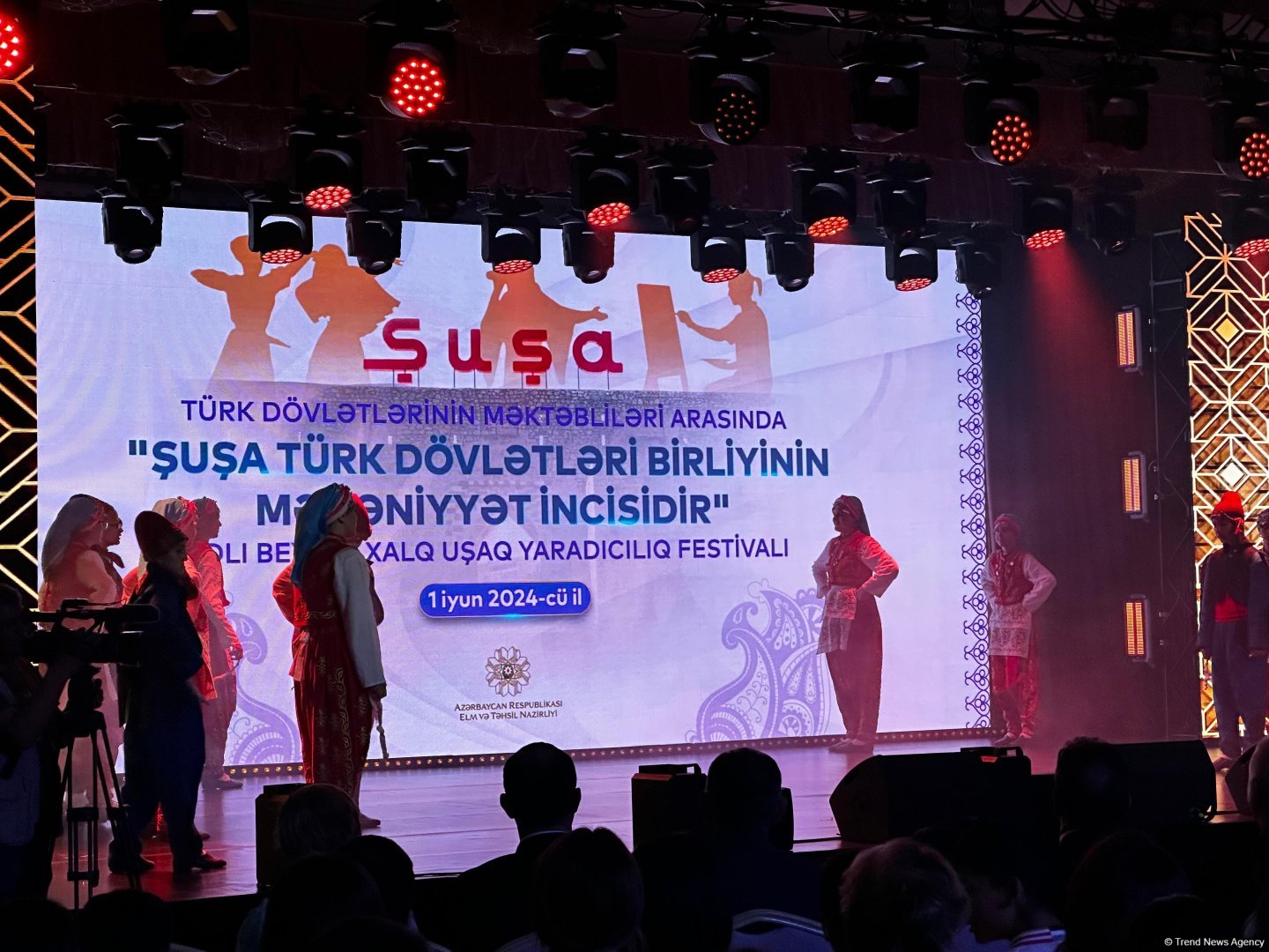 Şuşada beynəlxalq uşaq yaradıcılıq festivalı keçirilib (FOTO) (YENİLƏNİB)