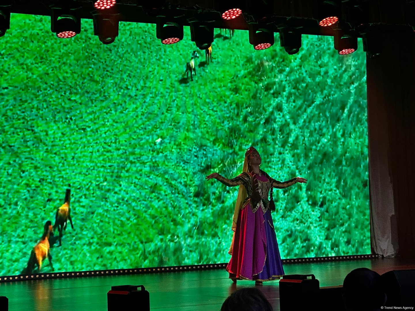 Şuşada beynəlxalq uşaq yaradıcılıq festivalı keçirilib (FOTO) (YENİLƏNİB)