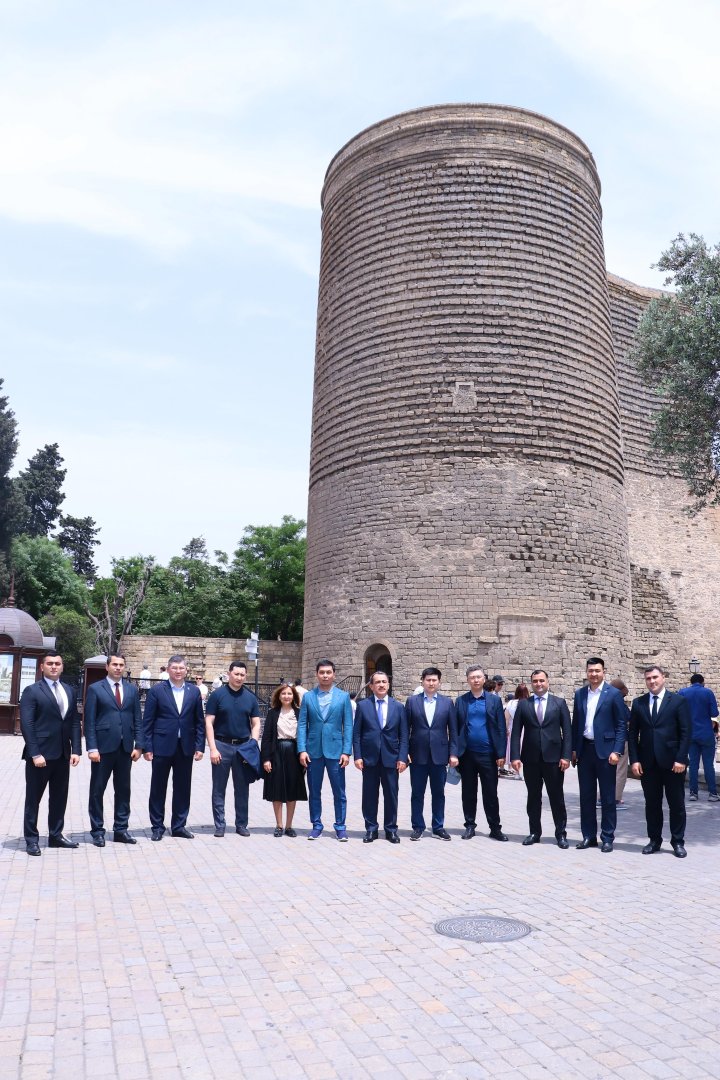 Qazaxıstanın Korrupsiyaya qarşı Mübarizə Agentliyinin nümayəndə heyətinin Azərbaycana səfəri başa çatıb (FOTO)