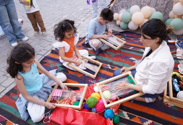 İçərişəhərdə “Uşaqlar üçün İrs” Festivalı baş tutdu
