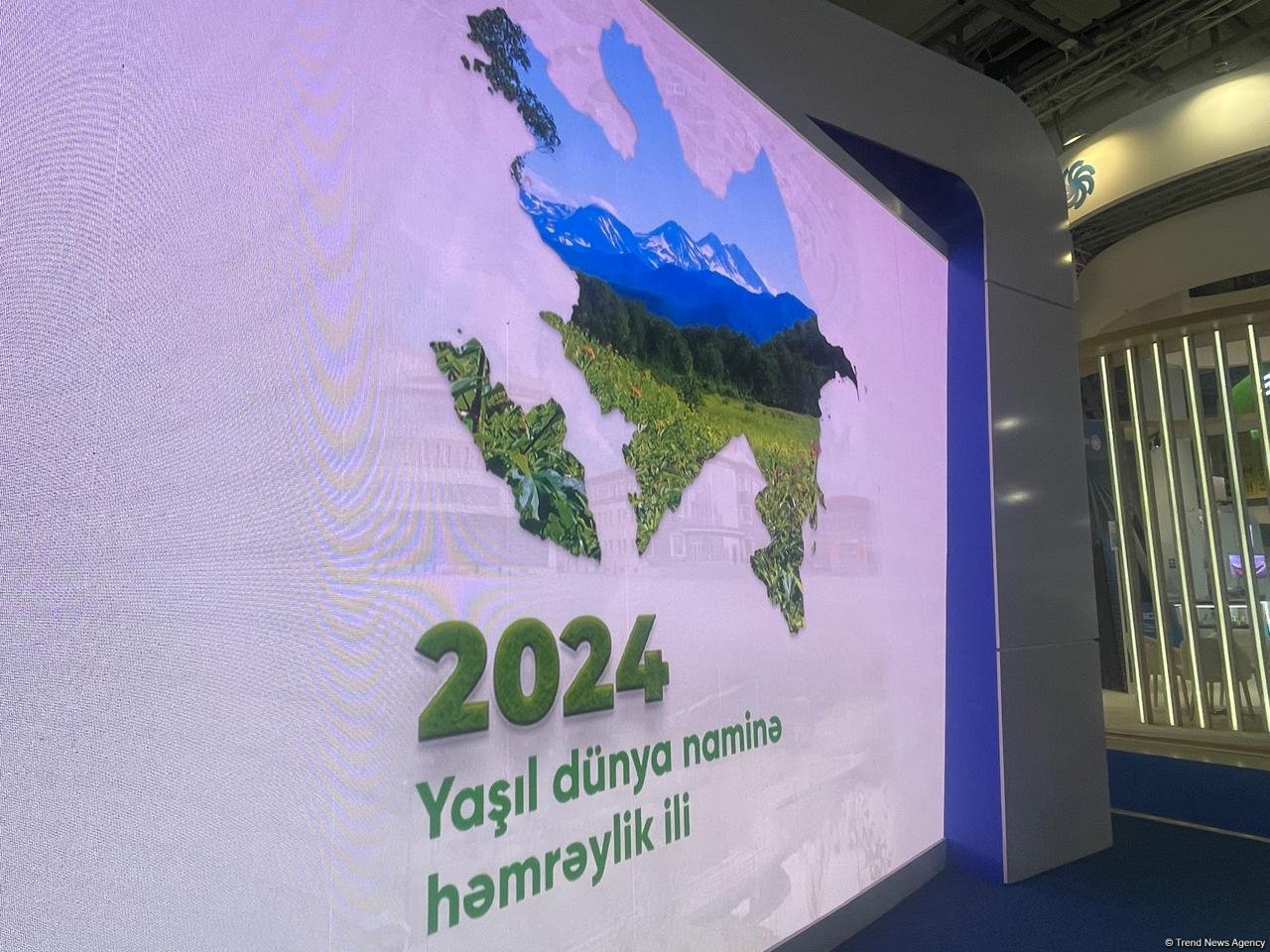 Bakı Enerji Həftəsi işini davam etdirir (FOTO)
