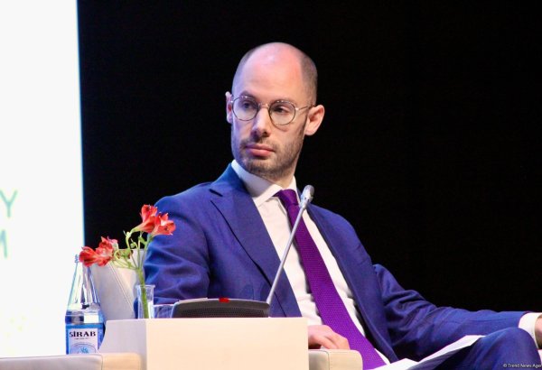 Yeni enerji mənbələrinə uğurlu enerji keçid üçün birgə fəaliyyət lazımdır - IEA