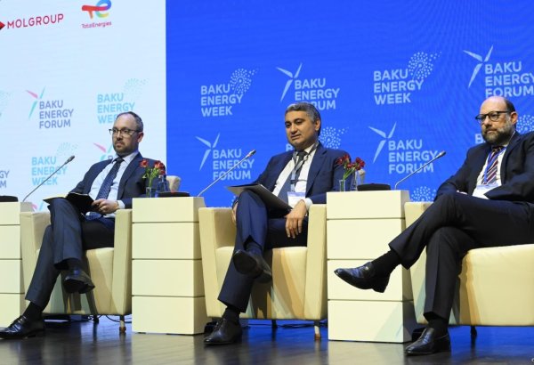 Azərbaycan 20-25 milyon ton neftin qəbulu və aşırılması imkanına malikdir - SOCAR prezidentinin müşaviri