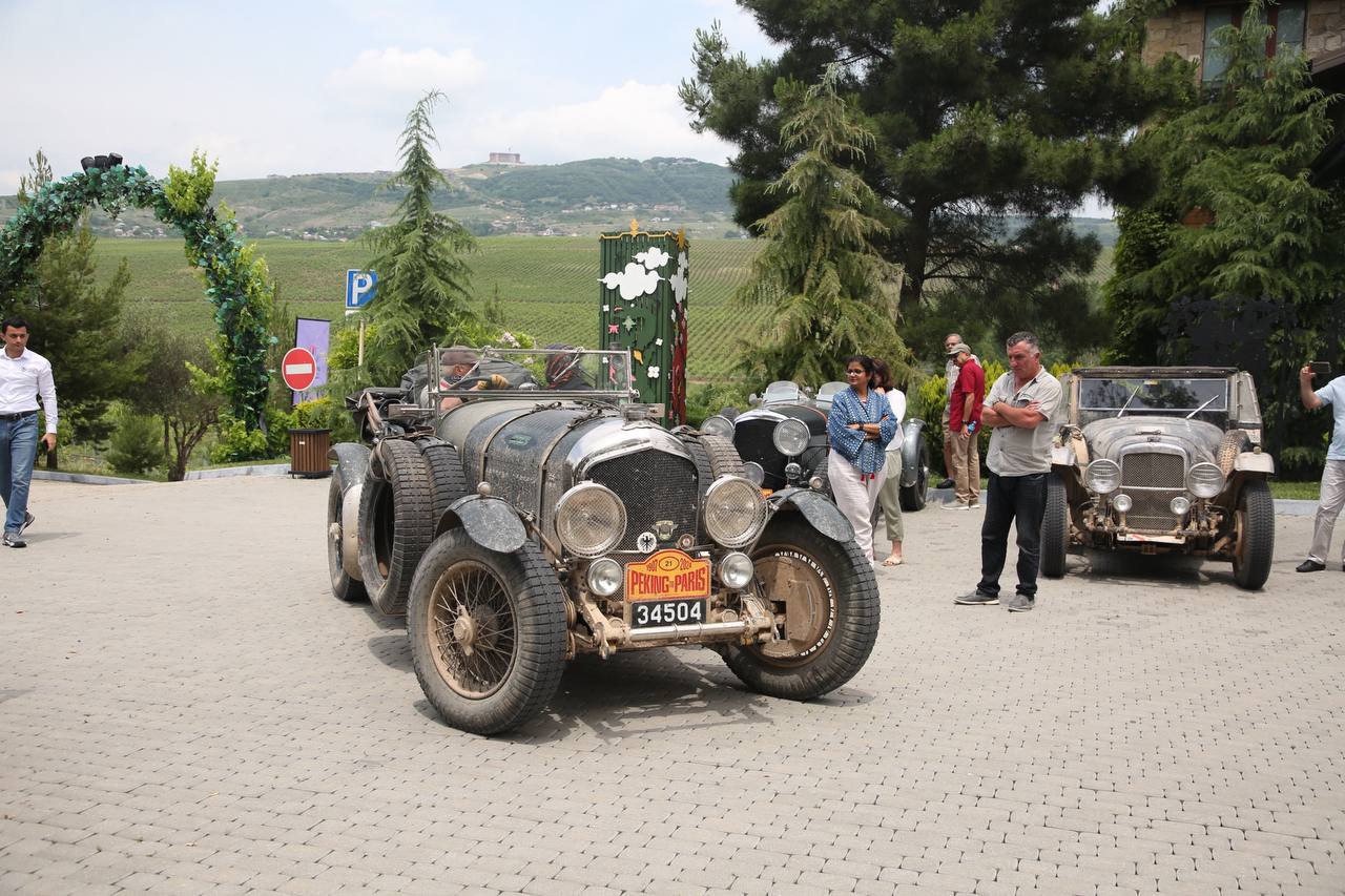 “Pekin-Paris” ralli iştirakıları Şamaxıdan yürüşə davam etdi (FOTO)