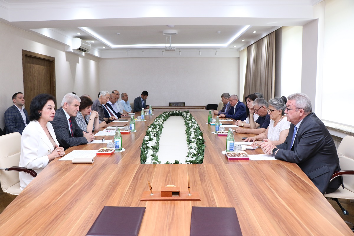 AzMİU tədqiqatyönümlü universitetə çevrilmək hədəfinə daha bir addım yaxınlaşdı (FOTO)