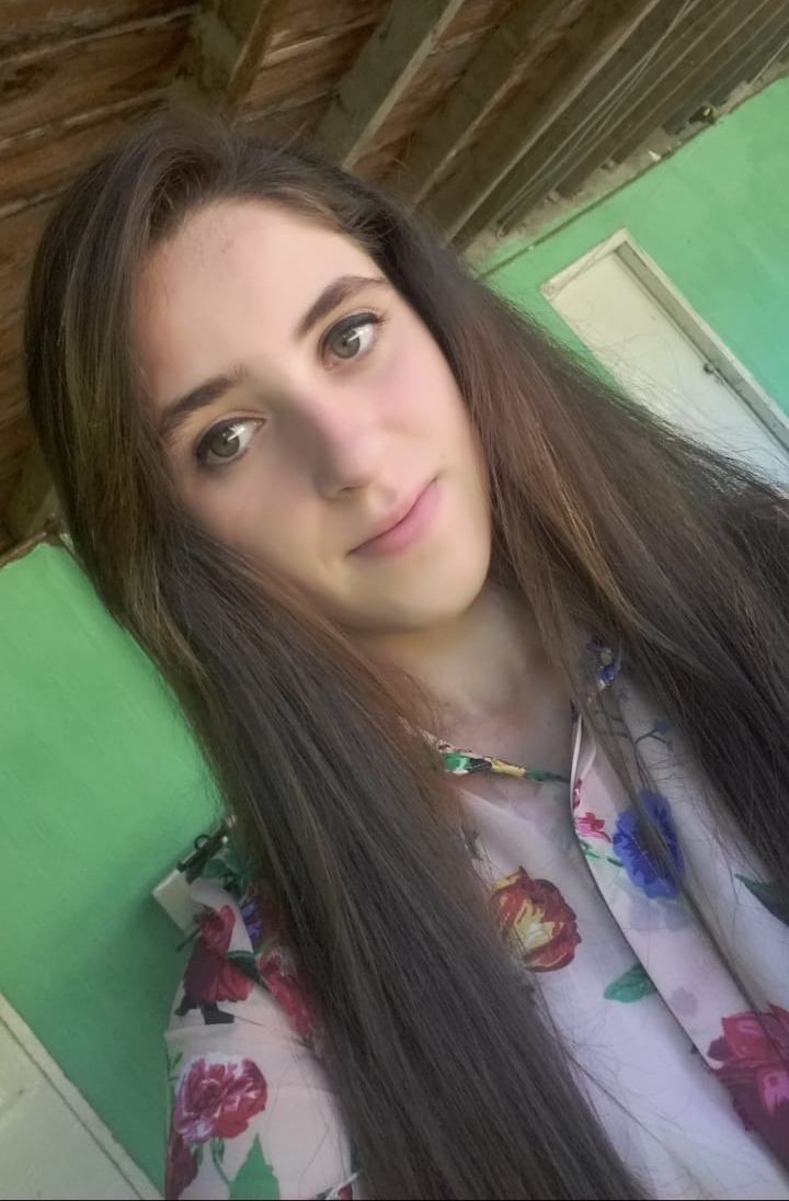 26 yaşlı qız itkin düşüb (FOTO)